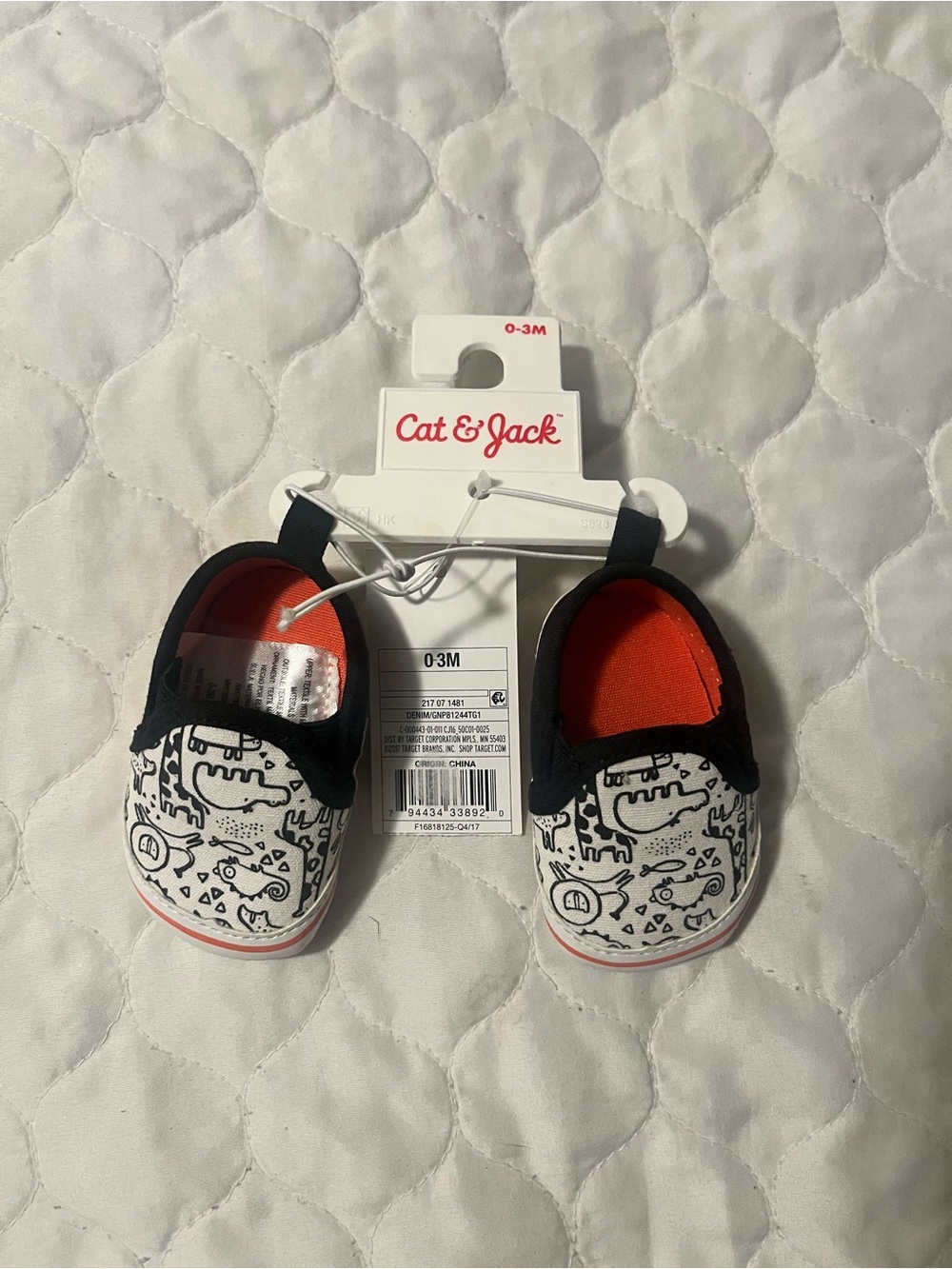 NWT Cat & Jack Black & White Doodle Slip-On Baby Shoes 0-3 months